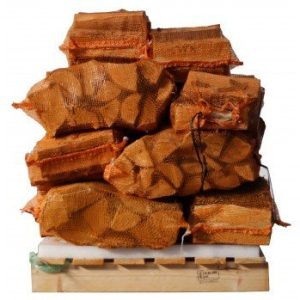 Trockenes Birken-Kaminholz 25 cm – 15 Säcke mit je 8 kg